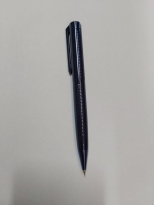Pix Zigzag cu mecanism prin rasucire, mina albastra, varf din otel inoxidabil de 0,6 mm.